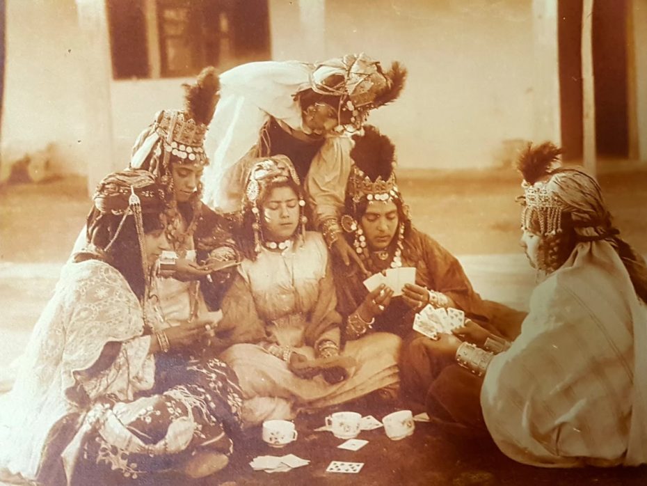 Oulad Nail troupe